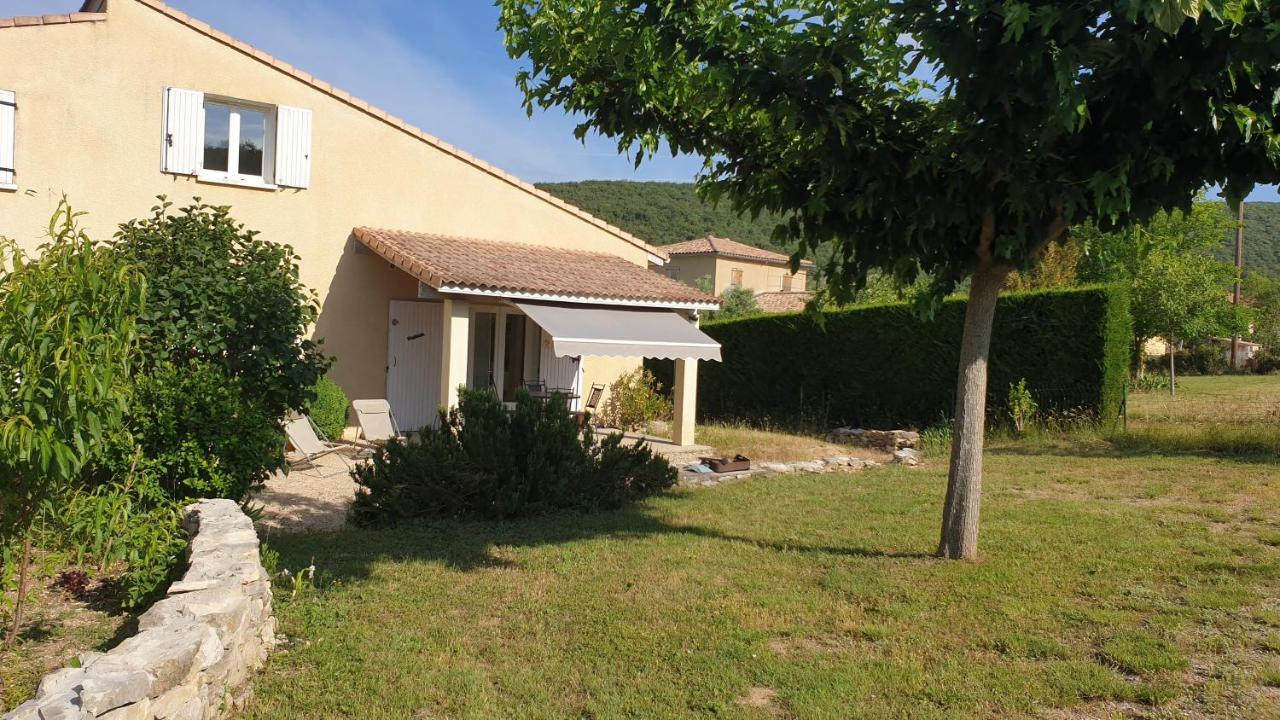 Gites Du Combeau Saint-Maurice-dʼIbie Zimmer foto